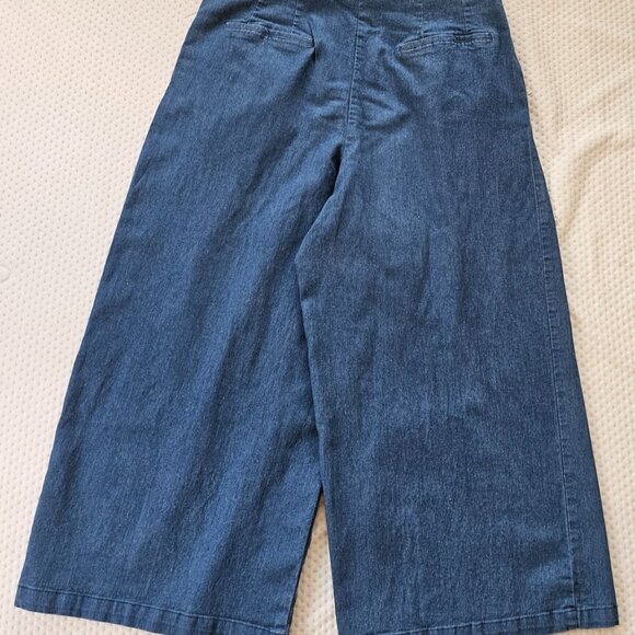 Wide legged pants - Picture 6 of 7